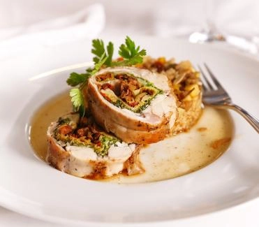 2012-11-gefueller-kaninchenrollbraten-nach-art-des-hausherrn